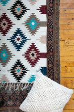 Load image into Gallery viewer, Small accent rug with blue designs 