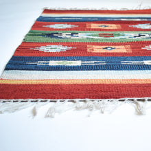 Load image into Gallery viewer, multi color small kilim rug 